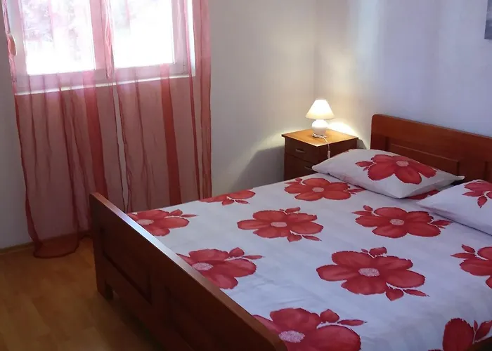 Nives Апартаменты Пакоштане