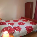 Nives Apartman
