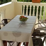 Nives Apartman *