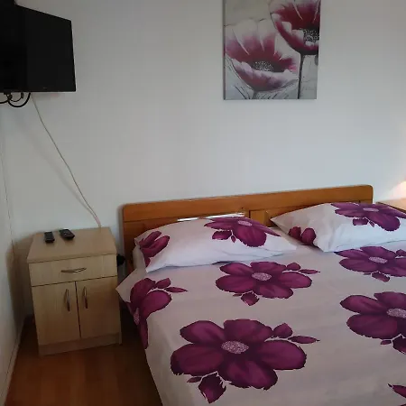 Nives * Pakoštane