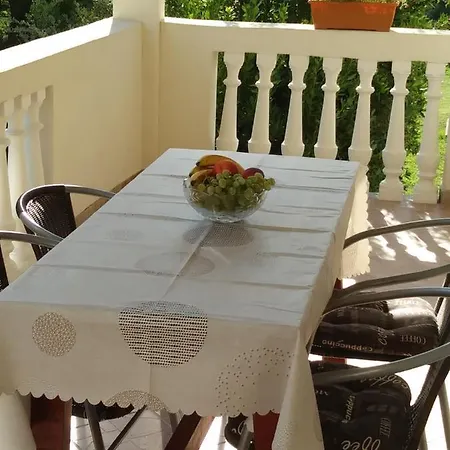 Nives Appartement *