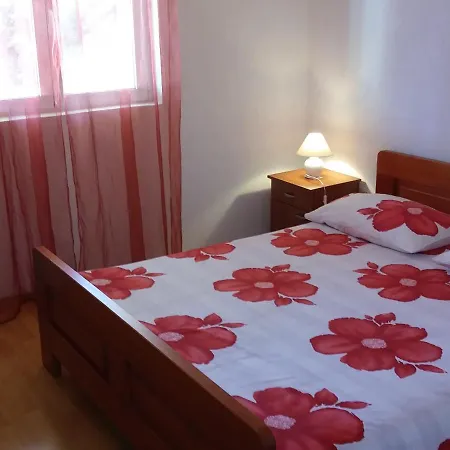Nives Appartement Pakoštane