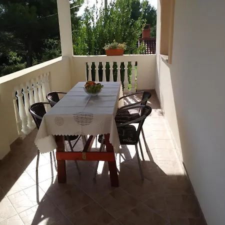 Appartement Nives Pakoštane