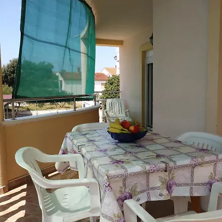 Nives Appartement *